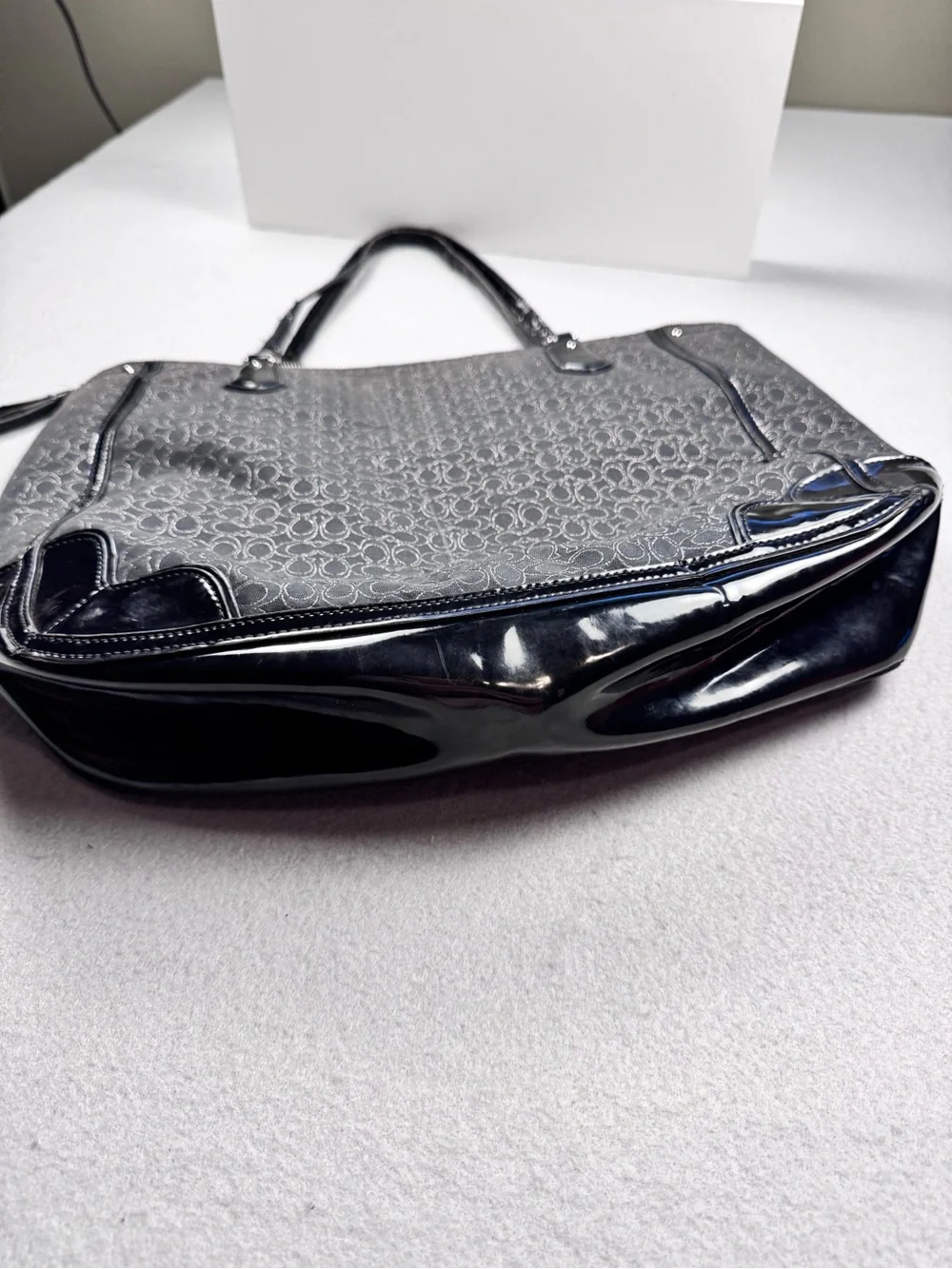 Y2K Coach poppy Black Signature Canvas Tote with Patent Trim